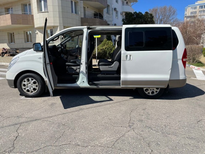 Hyundai H-1 (Grand Starex)