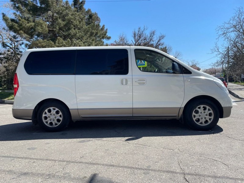 Hyundai H-1 (Grand Starex)